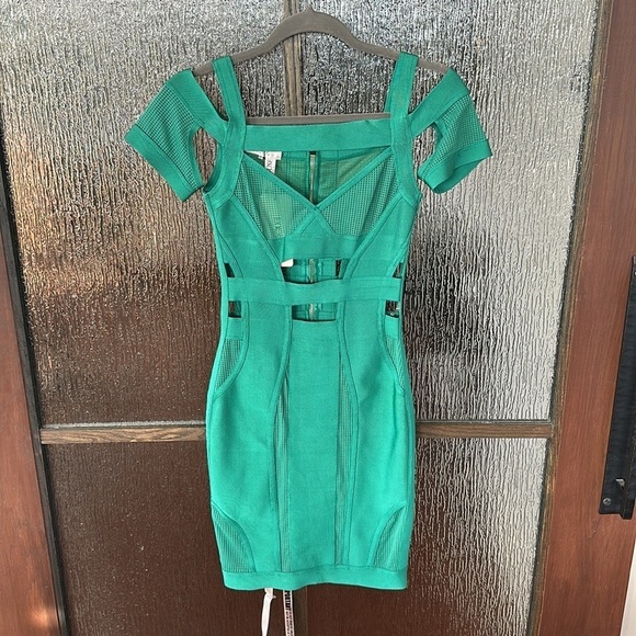 House of CB Caltina Bandage dress in green size XS new with tags. - Picture 5 of 10